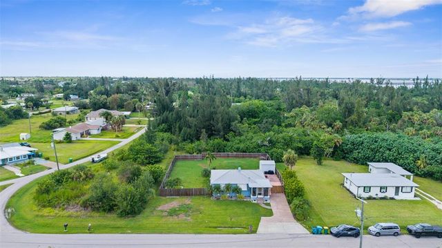 219 DARST AVENUE, Punta Gorda, FL 33950