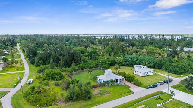 219 DARST AVENUE, Punta Gorda, FL 33950