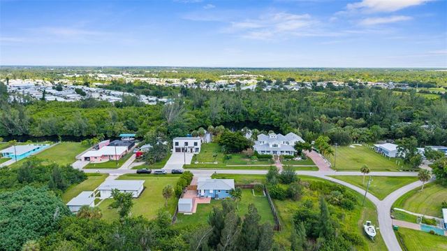 219 DARST AVENUE, Punta Gorda, FL 33950
