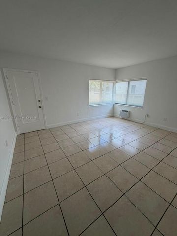 1980 Biarritz Drive D, Miami Beach, FL 33141