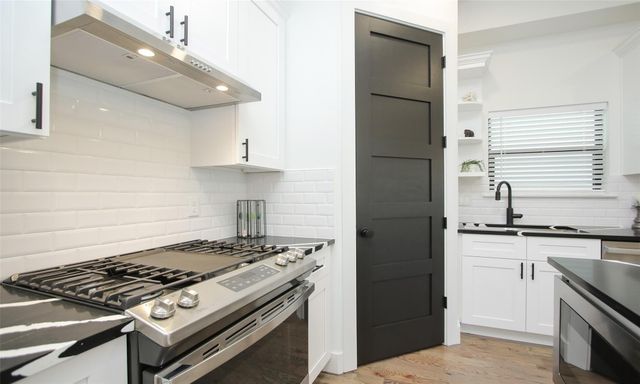 1224 Johnston Street, Houston, TX 77022