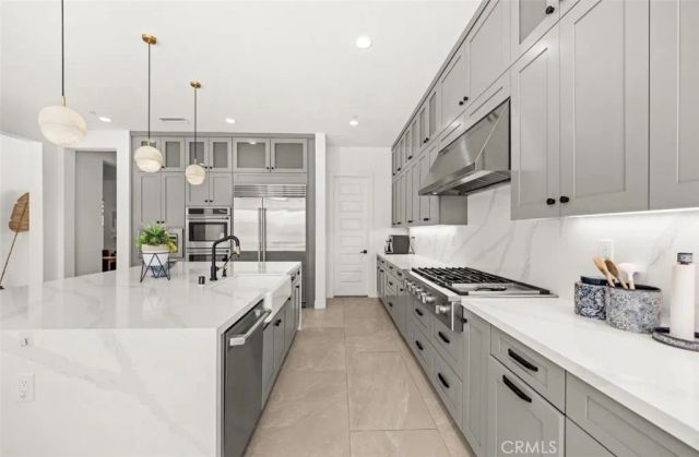 18331 Creek, Silverado, CA 92676