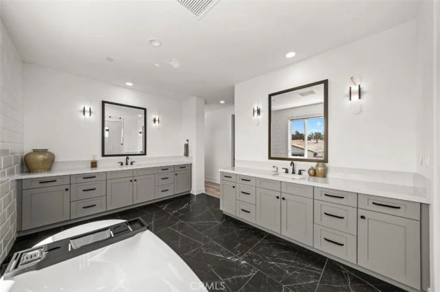 18331 Creek, Silverado, CA 92676