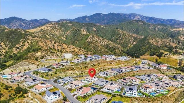 18331 Creek, Silverado, CA 92676