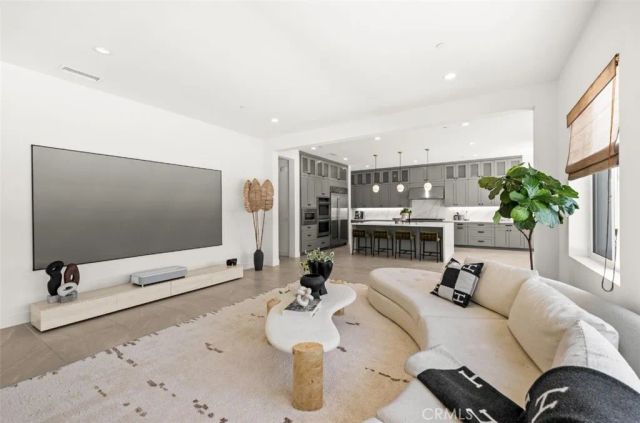 18331 Creek, Silverado, CA 92676