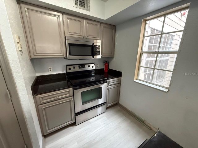 696 YOUNGSTOWN PARKWAY 315, Altamonte Springs, FL 32714