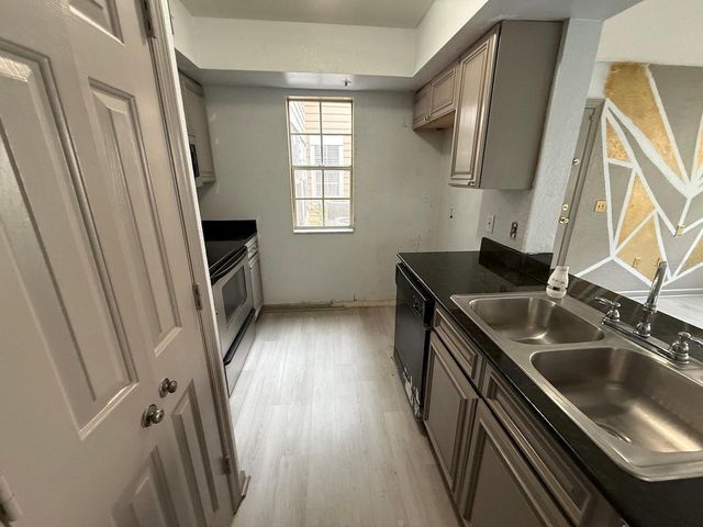 696 YOUNGSTOWN PARKWAY 315, Altamonte Springs, FL 32714