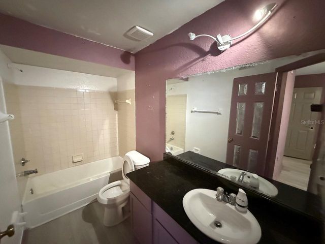 696 YOUNGSTOWN PARKWAY 315, Altamonte Springs, FL 32714