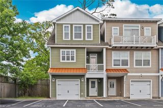 616 Foster LN, Virginia Beach, VA 23451