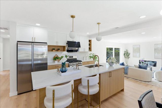 1238 Las Palmas Drive, Santa Clara, CA 95051