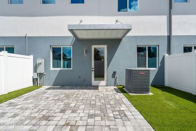 223 6th Avenue, Indialantic, FL 32903