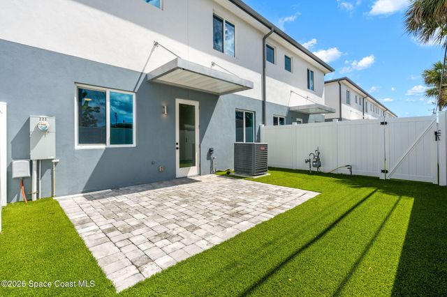 223 6th Avenue, Indialantic, FL 32903