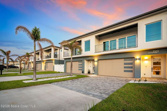 223 6th Avenue, Indialantic, FL 32903