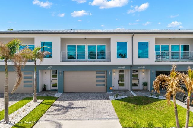223 6th Avenue, Indialantic, FL 32903