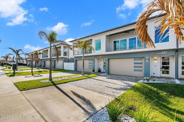 223 6th Avenue, Indialantic, FL 32903