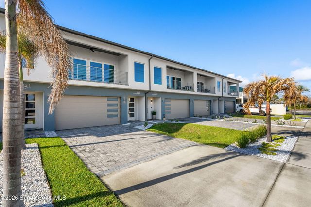 223 6th Avenue, Indialantic, FL 32903