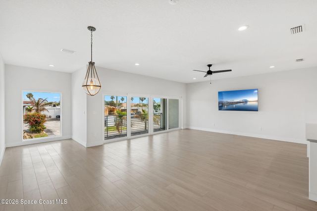 223 6th Avenue, Indialantic, FL 32903
