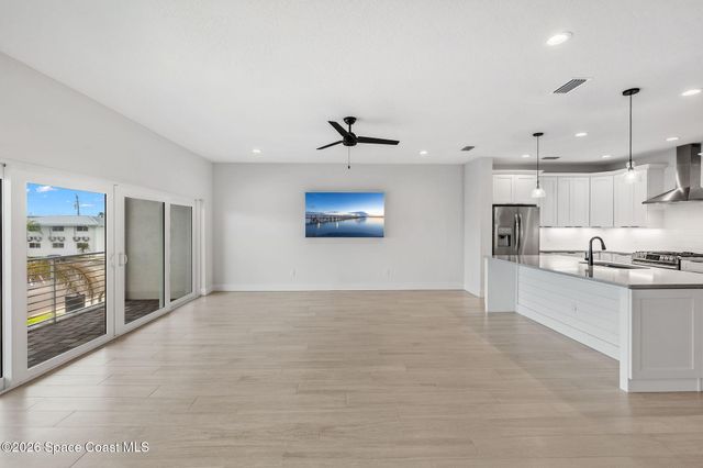 223 6th Avenue, Indialantic, FL 32903