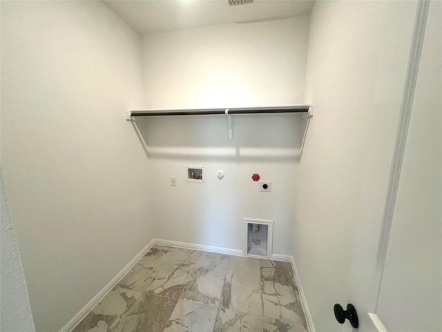 365 Young ST, Buda, TX 78610