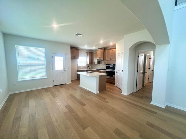 365 Young ST, Buda, TX 78610