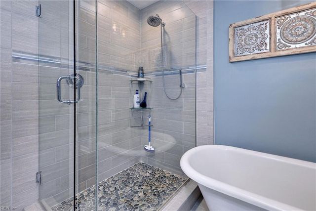 1014 Marlbank DR, Yorktown, VA 23692