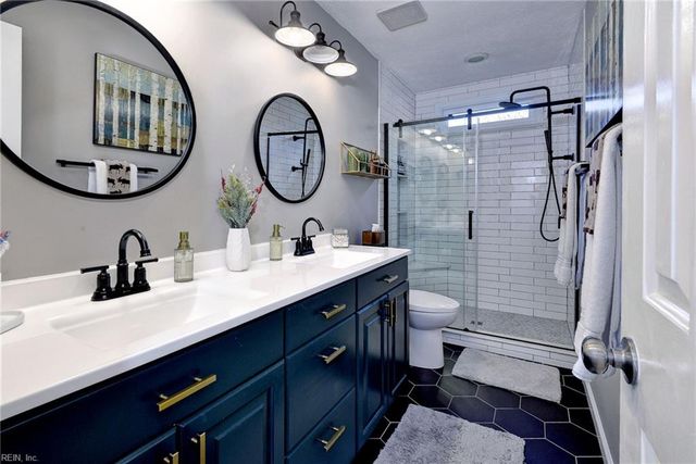 1014 Marlbank DR, Yorktown, VA 23692