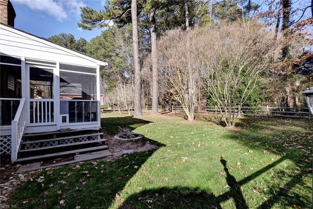 1014 Marlbank DR, Yorktown, VA 23692