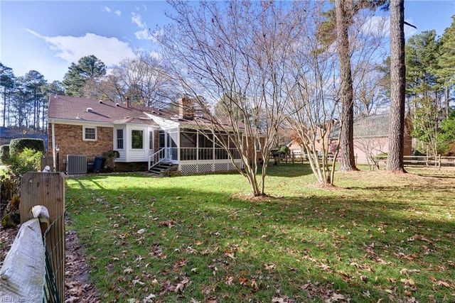 1014 Marlbank DR, Yorktown, VA 23692