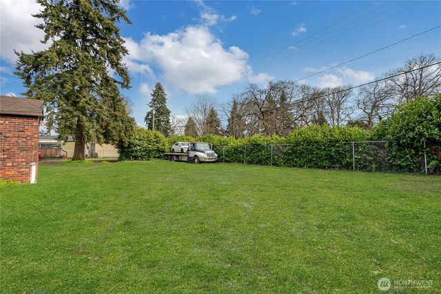 3207 83rd Street S, Lakewood, WA 98499