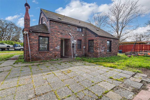 3207 83rd Street S, Lakewood, WA 98499