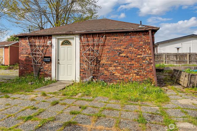 3207 83rd Street S, Lakewood, WA 98499