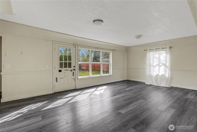 3207 83rd Street S, Lakewood, WA 98499