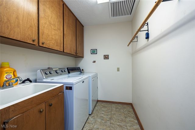 13156 Olympus Way, Strongsville, OH 44149