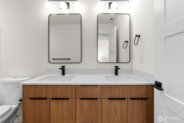 5825 S M St, Tacoma, WA 98408