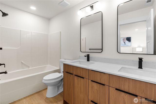 5825 S M St, Tacoma, WA 98408