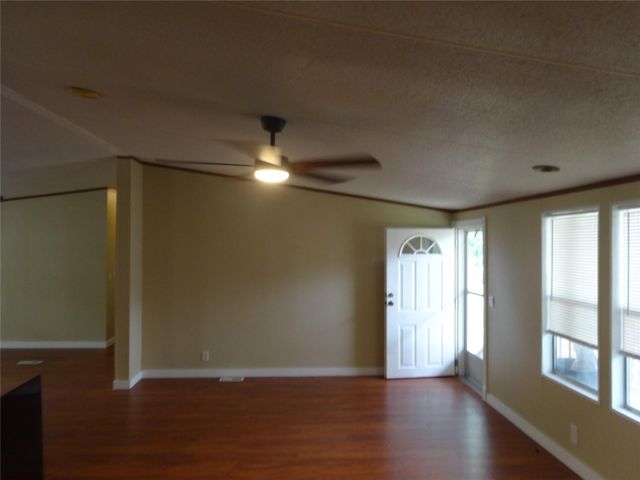 1220 8th Street A, Huntsville, TX 77320