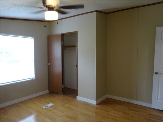 1220 8th Street A, Huntsville, TX 77320