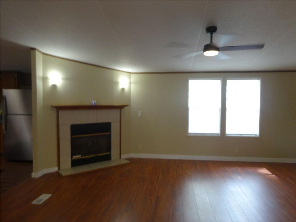 1220 8th Street A, Huntsville, TX 77320