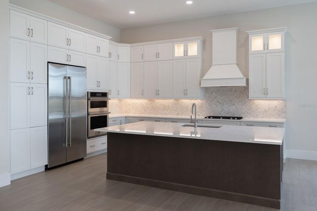 328 BLUE PEARL COURT, Sarasota, FL 34277