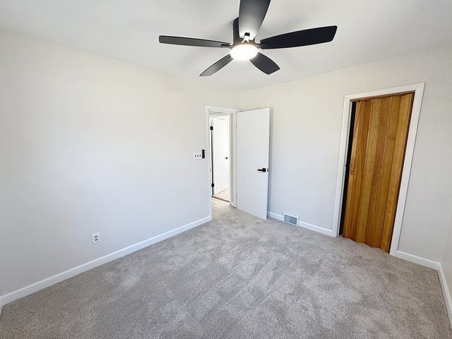 538 Schroeder Road, Coal Valley, IL 61240