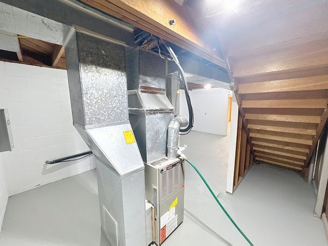 538 Schroeder Road, Coal Valley, IL 61240