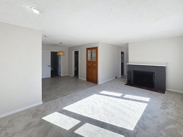 538 Schroeder Road, Coal Valley, IL 61240