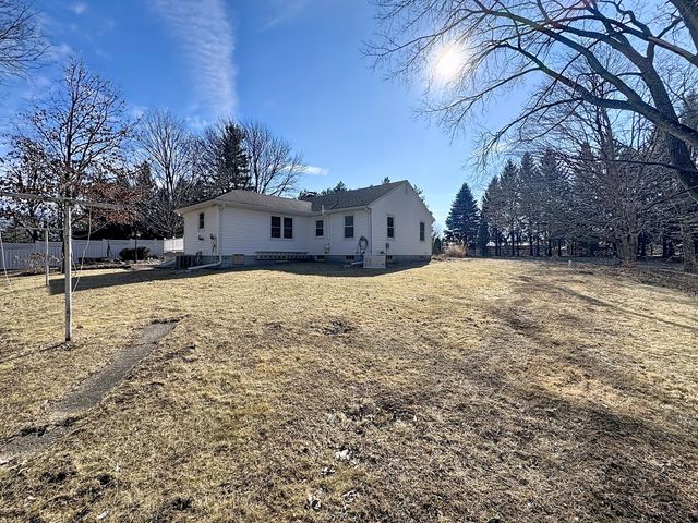 538 Schroeder Road, Coal Valley, IL 61240