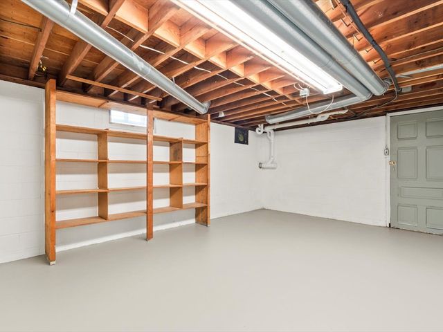 538 Schroeder Road, Coal Valley, IL 61240