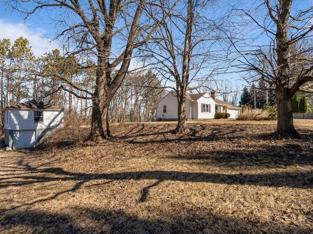 538 Schroeder Road, Coal Valley, IL 61240