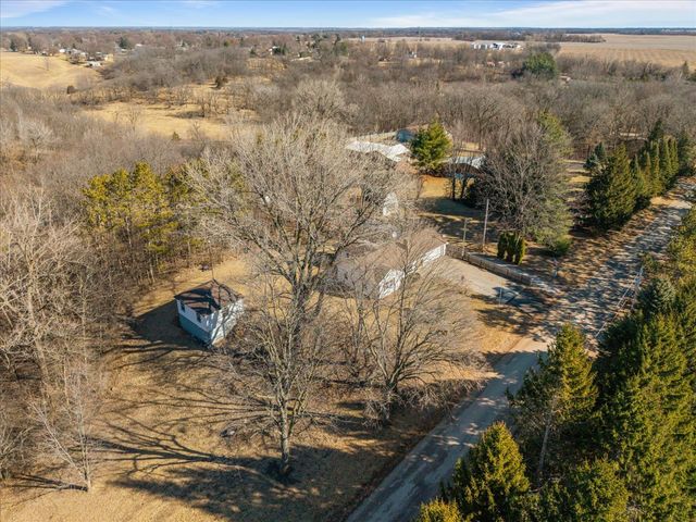 538 Schroeder Road, Coal Valley, IL 61240