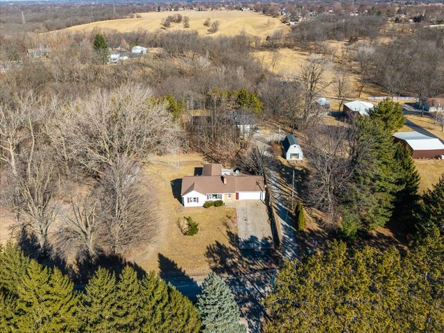 538 Schroeder Road, Coal Valley, IL 61240