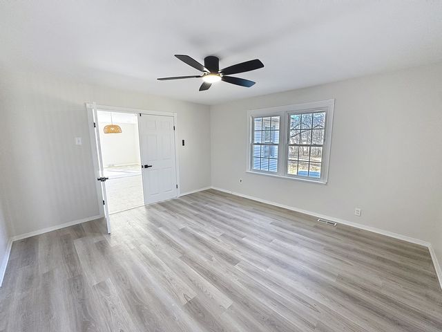 538 Schroeder Road, Coal Valley, IL 61240