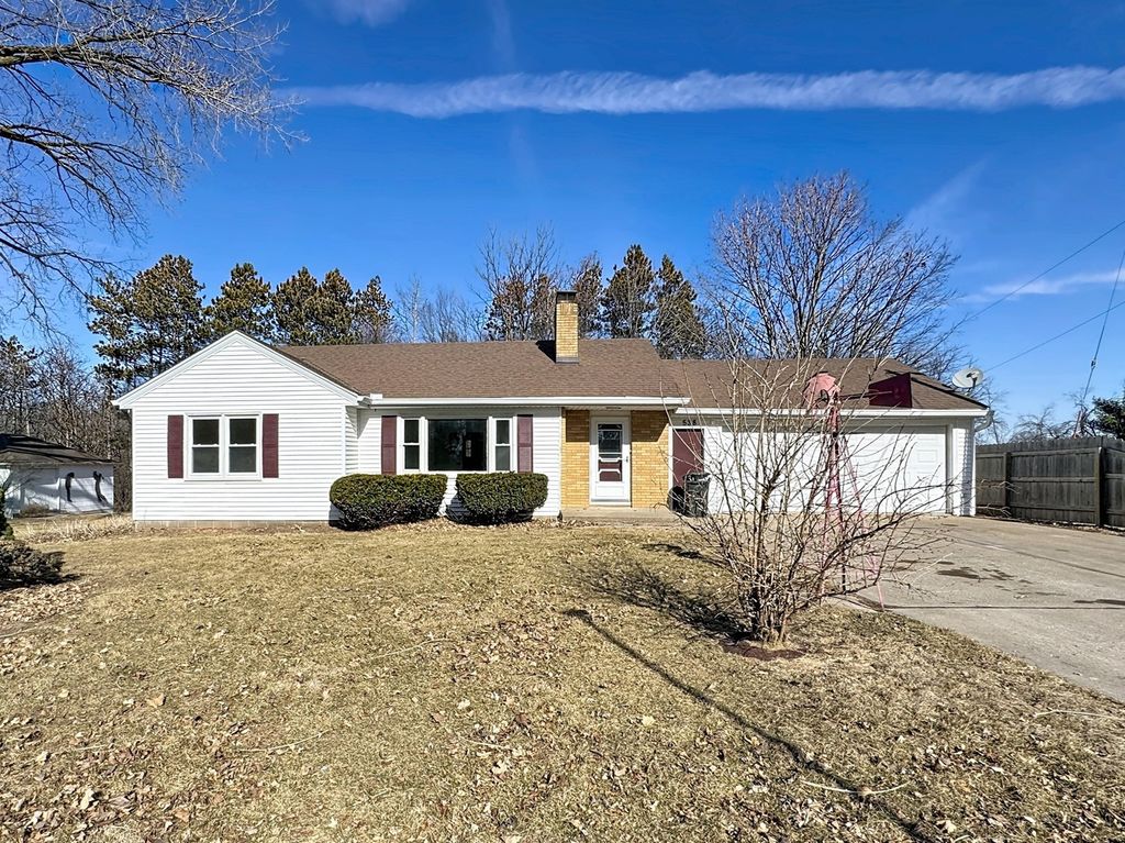 538 Schroeder Road, Coal Valley, IL 61240