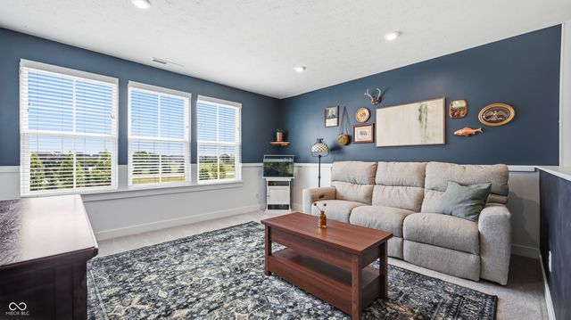 18460 Sandy Cove Lane, Westfield, IN 46074